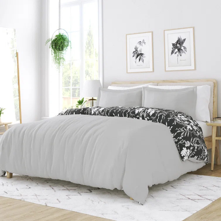 Black Floral Reversible Microfiber Full/Queen Duvet Cover Set